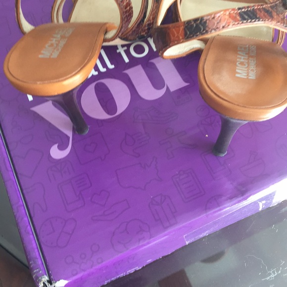 Michael Kors dress shoes - Picture 2 of 3